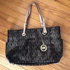 Brown Michael Kors tote